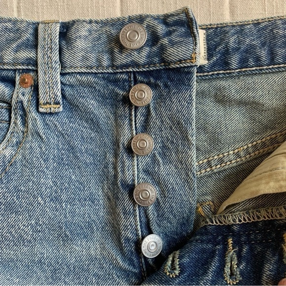 NWT Free People x We the Free Taliesin Cutoff Short in Mid Blue Size 25 - Picture 10 of 14